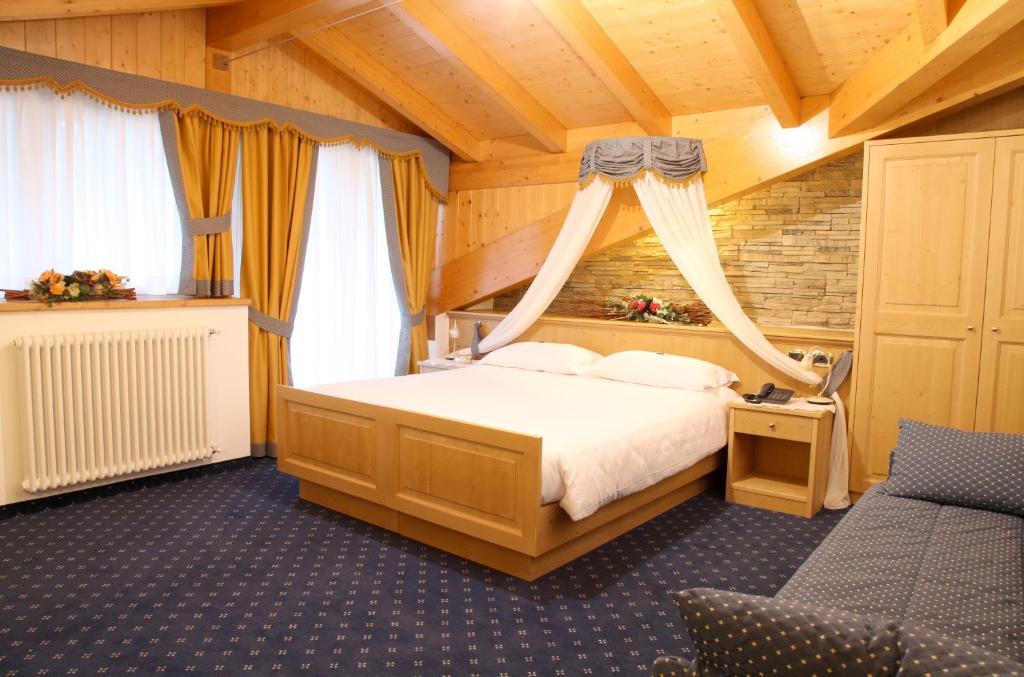 Hotel Gran Vacanze Rooms & Apartments Dimaro Exterior foto