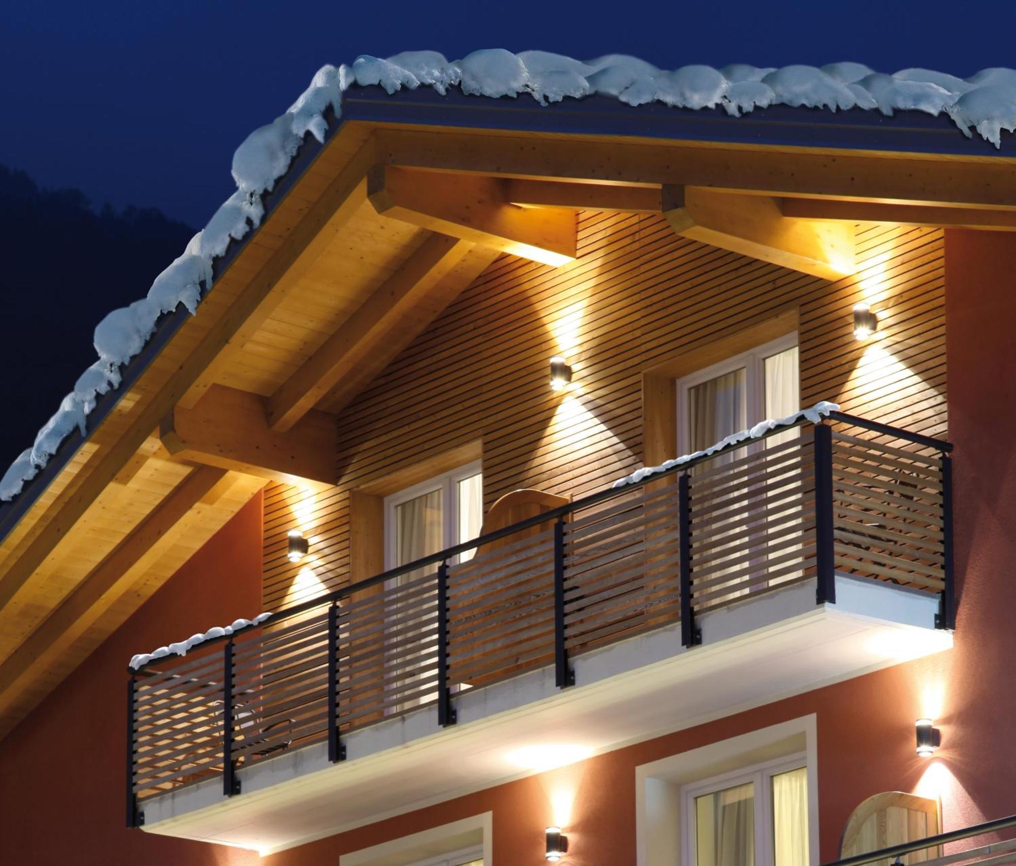 Hotel Gran Vacanze Rooms & Apartments Dimaro Exterior foto