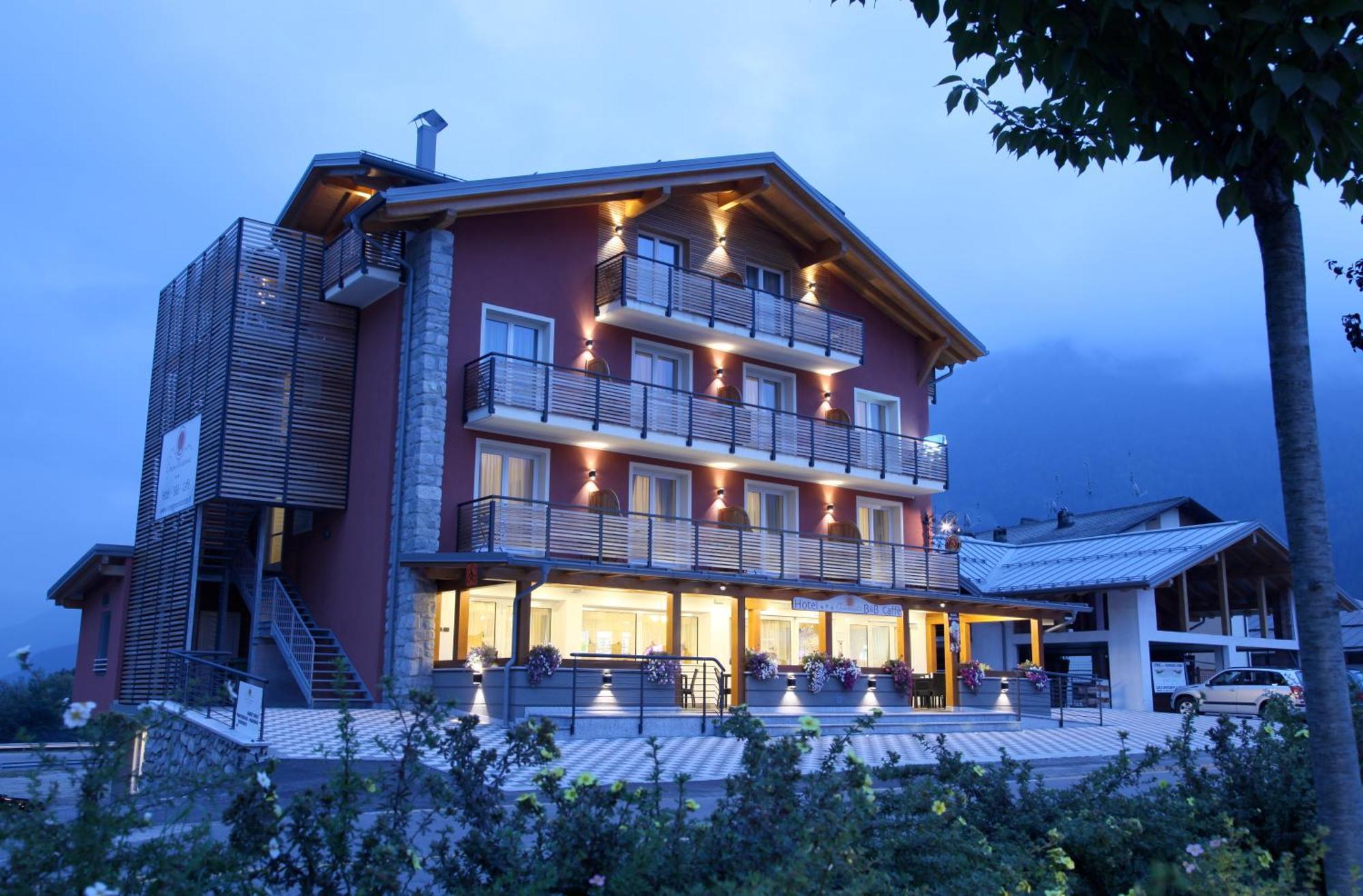 Hotel Gran Vacanze Rooms & Apartments Dimaro Exterior foto