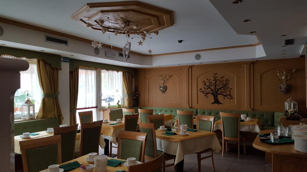 Hotel Gran Vacanze Rooms & Apartments Dimaro Exterior foto